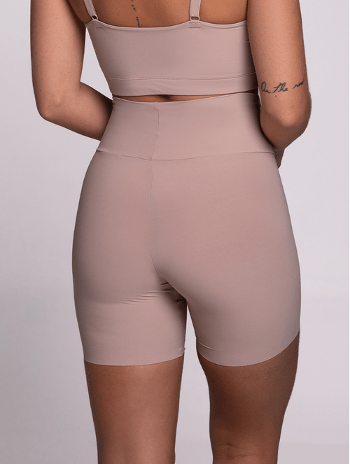 Short em Pala Alta em Corte Eletrônico Nude Free