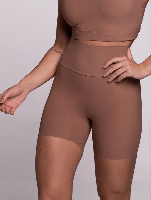 Short em Pala Alta em Corte Eletrônico Nude Free