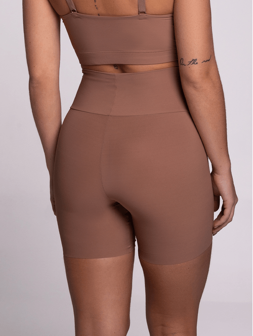 Short em Pala Alta em Corte Eletrônico Nude Free