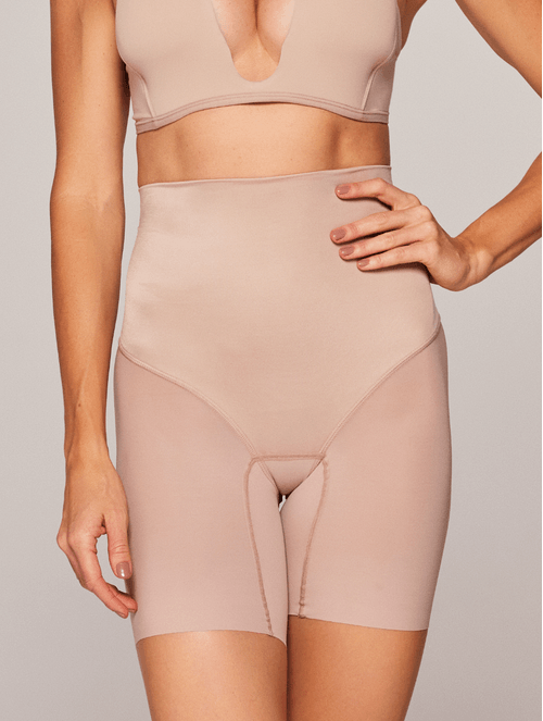 Bermuda Modeladora em Microfibra Anatomic