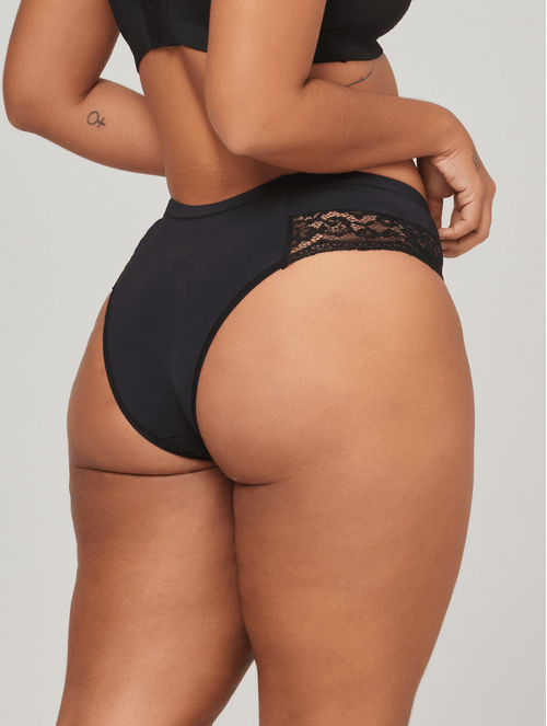 Calcinha Larga em Renda - Tamanhos Maiores