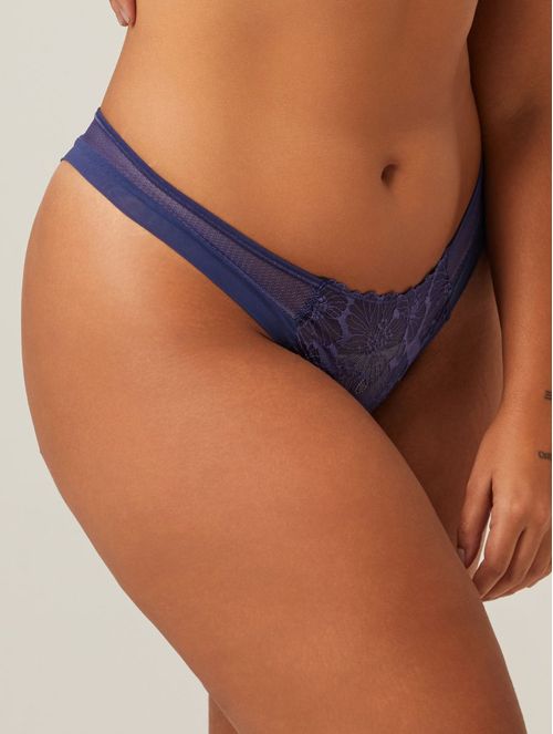 Calcinha Semi Fio em Renda Sorrentina
