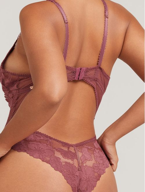 Body em Renda Bohéme