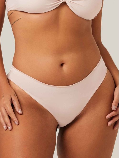 Calcinha Fio Dental Laterais Largas