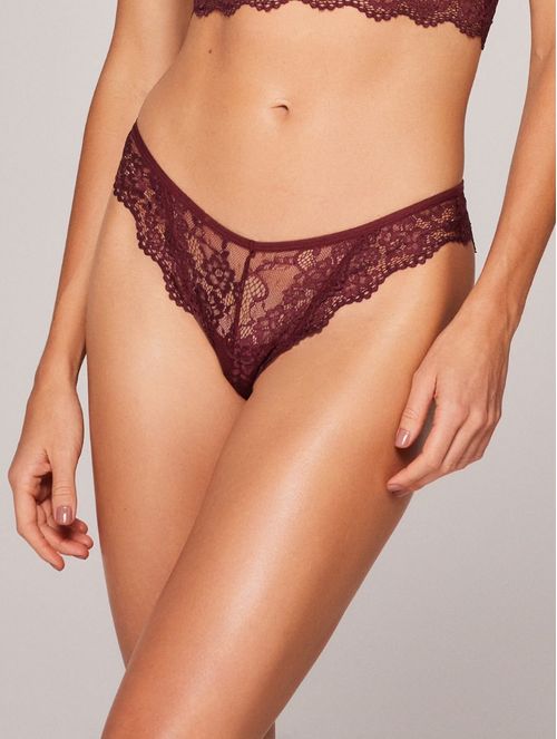 Calcinha Biquini em Renda Fit